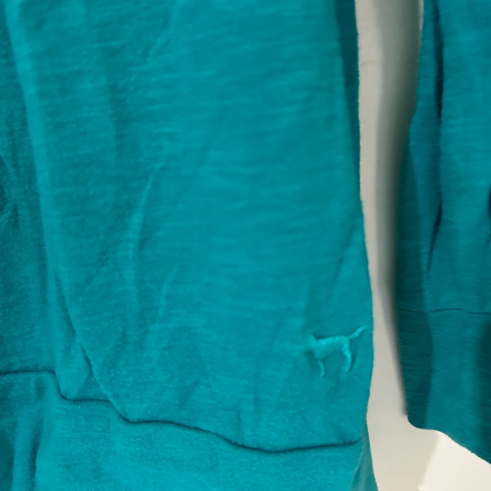 PINK Victoria's Secret Teal Long Sleeve V-Neck Top - Picture 3 of 3